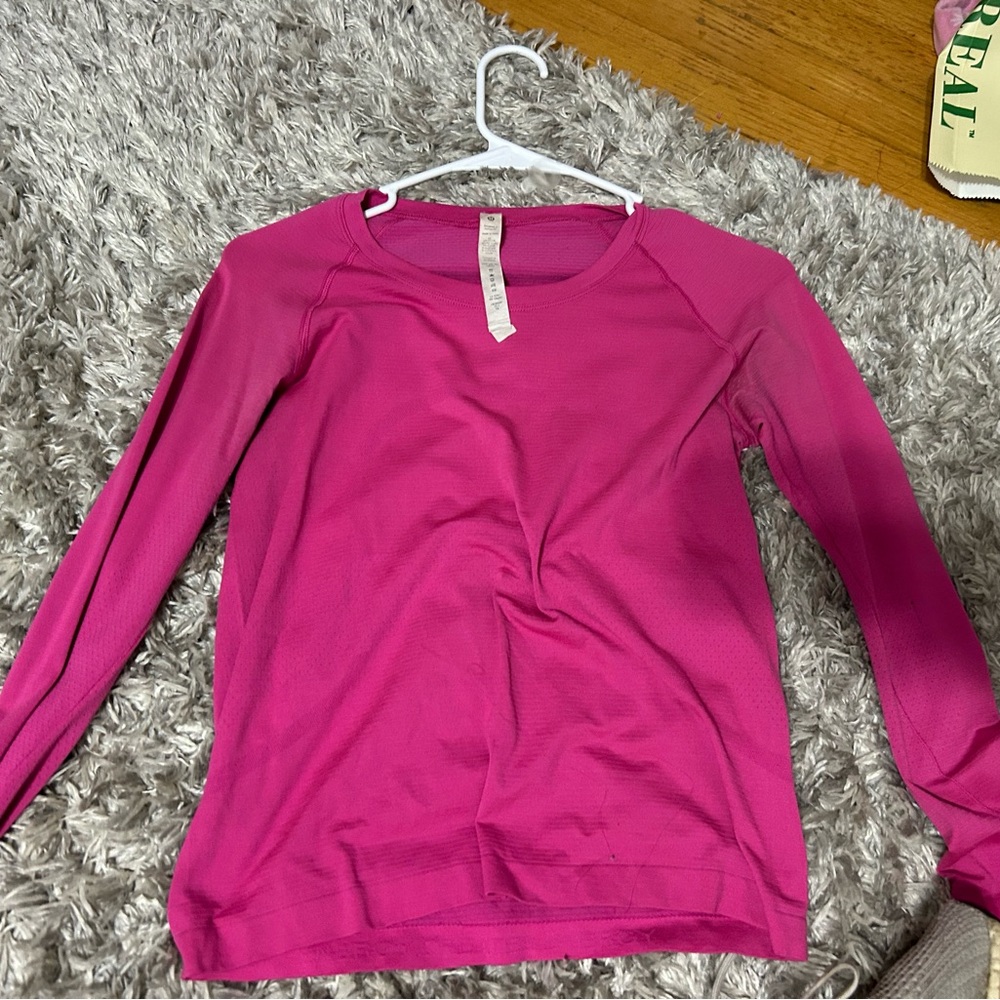 Lululemon Athletica Fuchsia Sweatshirt